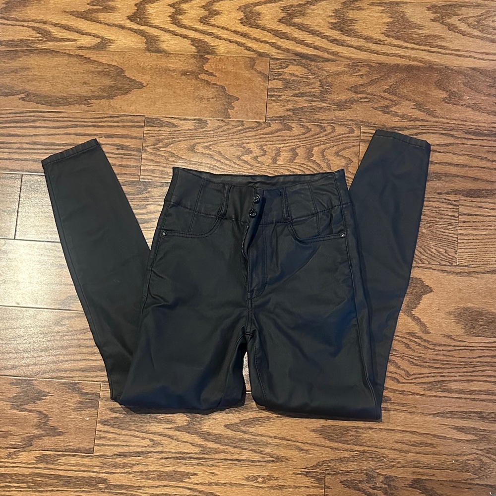 Guess Black High-Waisted Leather  Pants